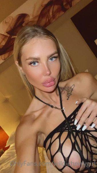 Enjoy watching the complete scene of MilanaSW Private porn video 240