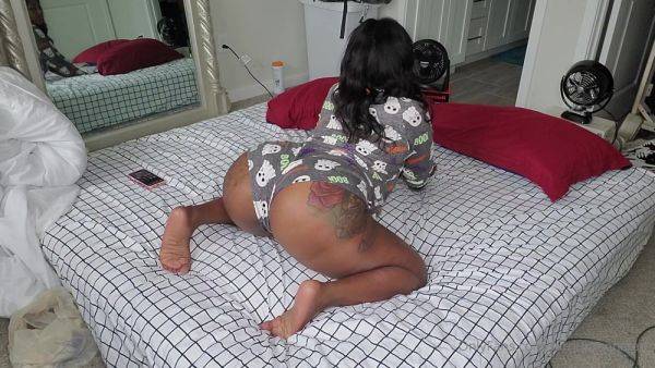 View the hardcore clip titled OnlyFans Fella The Turn Up Monster aka turnupmonsters video 2020-10-03 (2)
