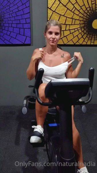 Play the HD clip titled OnlyFans - Naturalnadia video182