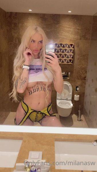 Play the HD video called MilanaSW Private porn video33