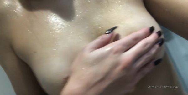 Play this uncensored movie titled OnlyFans - Summer-Brookes video101