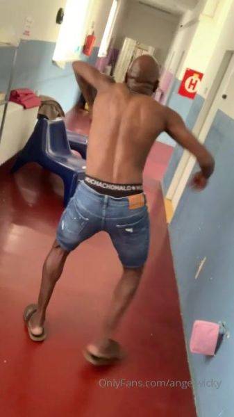 Enjoy watching this uncut video of AngelWicky Onlyfans Video ike Chapman is the best 404x720