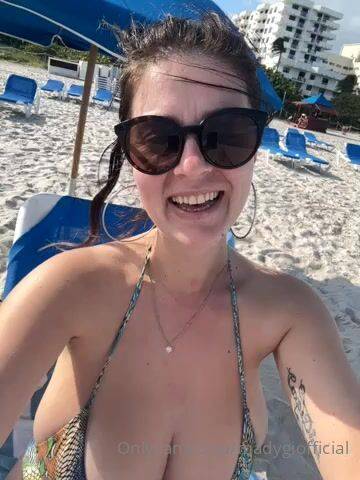 View the uncensored clip of Madygiofficial 00064