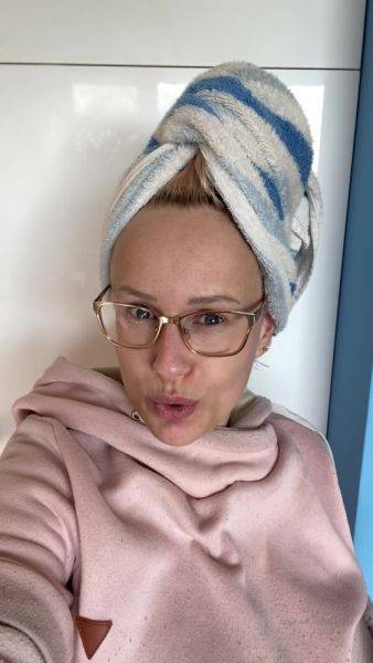 Watch the uncensored video titled AngelWicky Onlyfans Video Eng good morning and have a great weekendwhats your plans 1080x1920