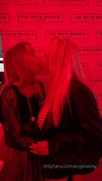Stream HD movie called AngelWicky Onlyfans Video love Kiara Gold Look what I found Im just going trough my backup in ICl .. 404x720