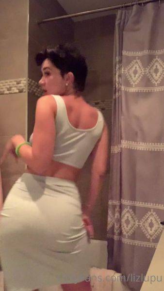 Stream uncut movie titled LupuWellness onlyfans video 258