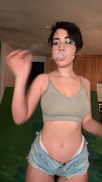 View the hardcore movie called LupuWellness onlyfans video 383