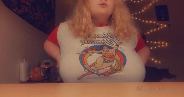 Watch this uncensored clip titled Bigbittyblaine onlyfans video 20