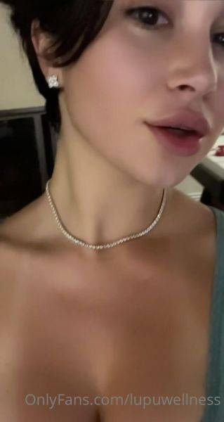 Play the uncut movie named LupuWellness onlyfans video 422
