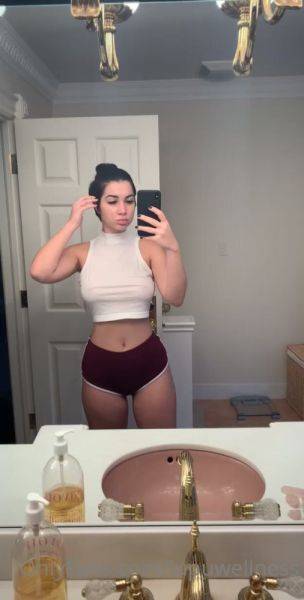 Watch this complete scene titled LupuWellness onlyfans video 212