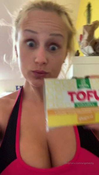 Enjoy watching hardcore scene called AngelWicky Onlyfans Video Spicy tofu and eggs pliv tofu a vajka 720x1280