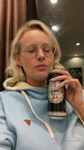 View this HD scene called AngelWicky Onlyfans Video Beer or wine Pinko nebo vno 1080x1920