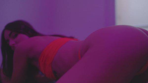 Enjoy watching full scene named Nacre Victoire OnF Shorts (33)