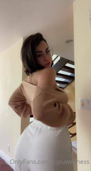 Watch complete scene named LupuWellness onlyfans video 54