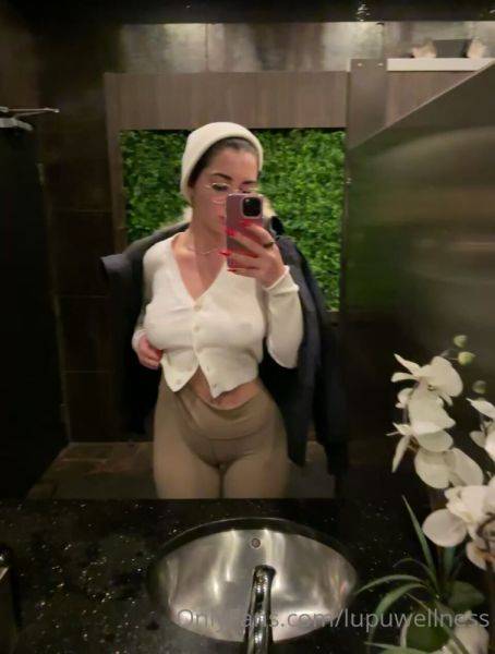 View complete movie titled LupuWellness onlyfans video 234