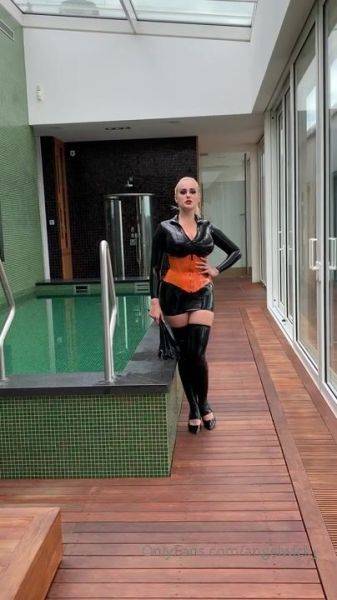 Stream this complete clip named AngelWicky Onlyfans Video love how the latex looks and feel on my body Im horny... Miluju jak la .. 404x720
