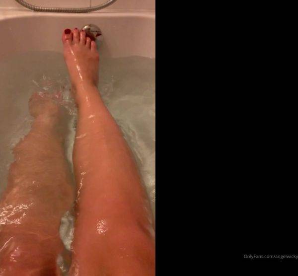 Play uncensored movie titled AngelWicky Onlyfans Video re you a feet and soles lover I recorded washing and touching my feets M(..) 1920x1080