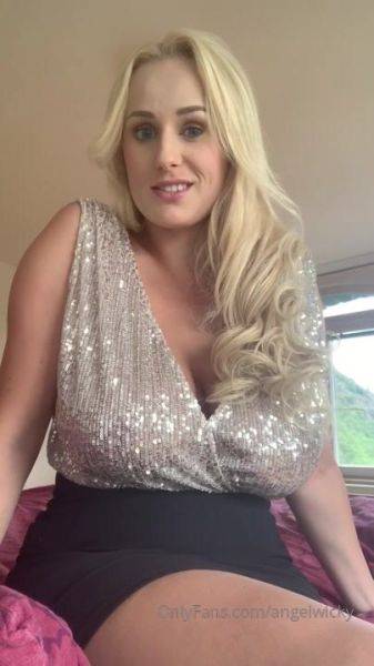 View the HD clip of AngelWicky Onlyfans Video econd part of Naked Questions and Answers Eng CZ. Druh st nahatch Otz .. 404x720