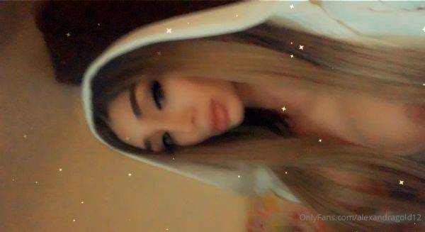 Enjoy watching complete scene named Alexandragold12 onlyfans videoAlexandra Gold (H) (3)