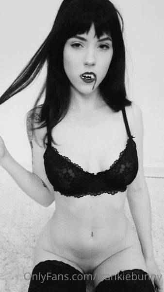 Stream the hardcore video titled Frankiebunny onlyfans video 70
