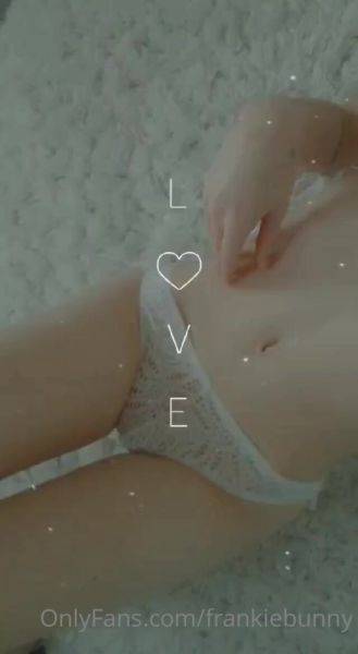 Watch the complete scene called Frankiebunny onlyfans video 88