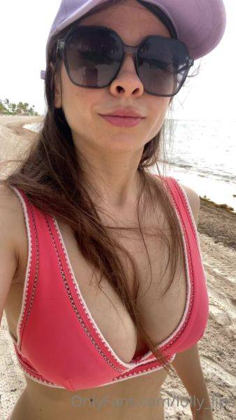 View the complete scene called Lolly Lips OnlyFans video 27