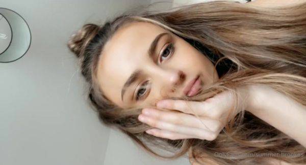 Watch the uncut movie titled OnlyFans Summer Brookes video133