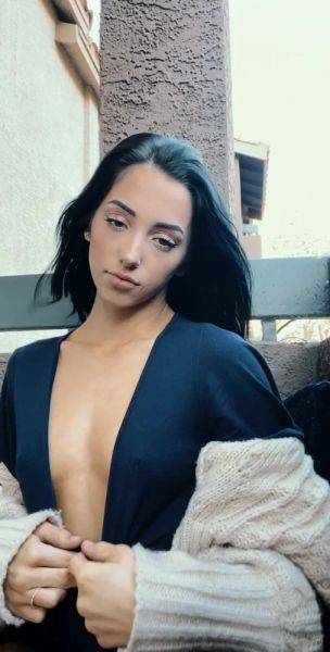 Watch this uncut movie called OnlyFans Karli Mergenthaler video218