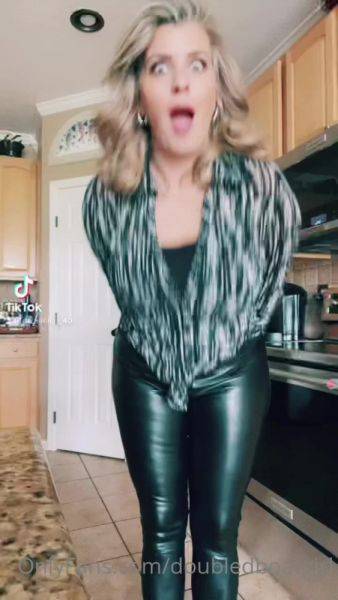 Stream this HD scene titled OnlyFans DoubleDBoatGir videol 70