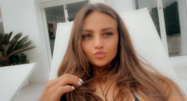 Stream this hardcore video of OnlyFans Summer Brookes video184
