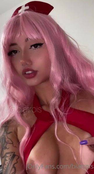 View uncut video titled OnlyFans BiaTrois video347