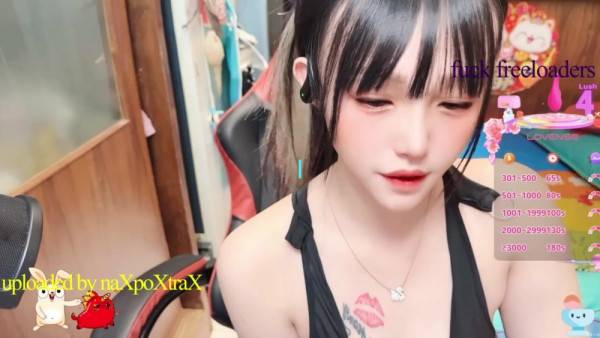 View this complete movie of Khaleesi-ying z2 pvt spy Dildofuck Anal Multiple squirt