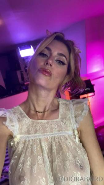 Enjoy watching the uncensored scene titled Diorabaird onlyfans video 25