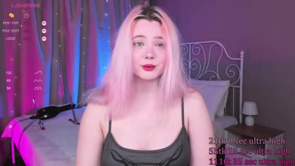 Enjoy watching this full clip titled __KawaiiYuki__ 11.04.2025