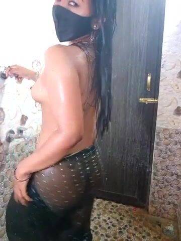 Play the uncensored video named Sexyhoney27