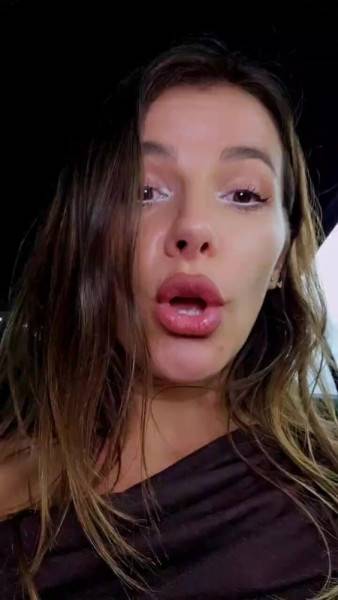 View this hardcore clip of Bunny_vic 598