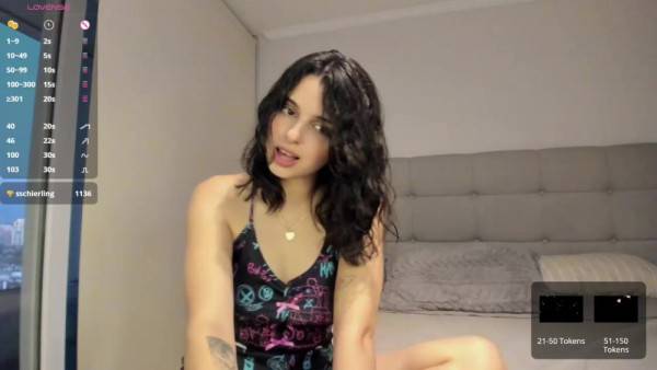 Play uncut video called Yourfreakygirl_2025-04-17_00-34-15_489