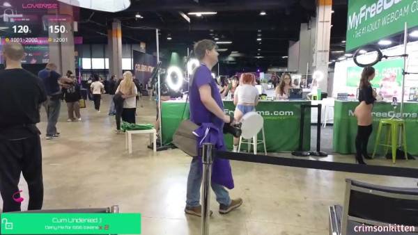 Enjoy watching this hardcore scene of Crimsonkitten 2025-04-12 2253