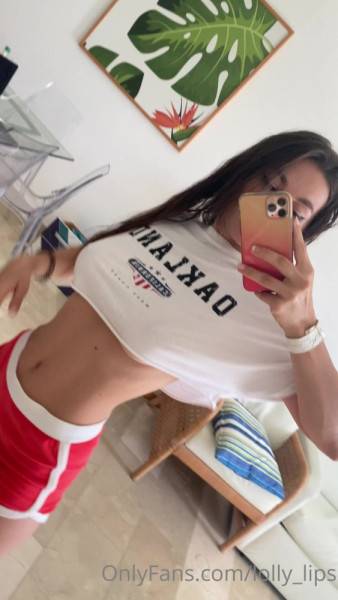Enjoy watching the HD scene titled Lolly Lips OnlyFans video 41