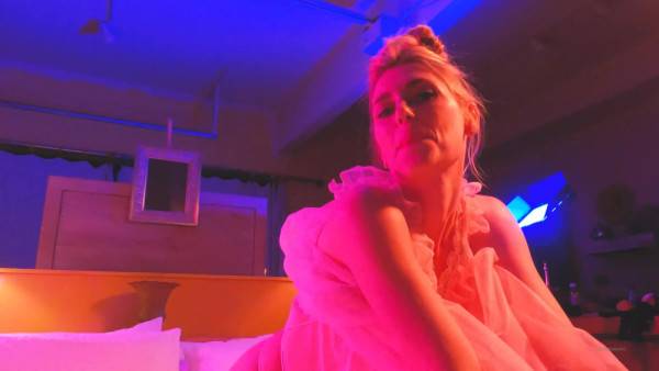 View the full scene titled Diorabaird onlyfans video 5