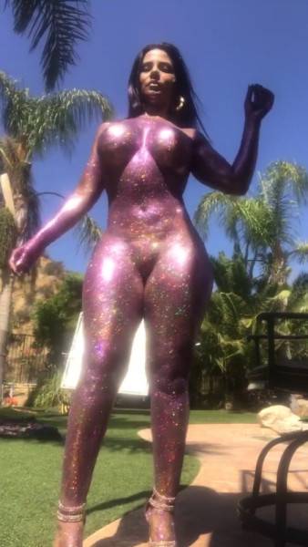 View complete clip named RoseMonroey onlyfans video 176