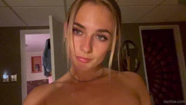 Watch the complete clip called Danifae onlyfans video 184
