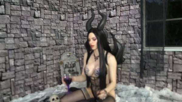 Enjoy watching this complete video named Amouranth onlyfans video 1076