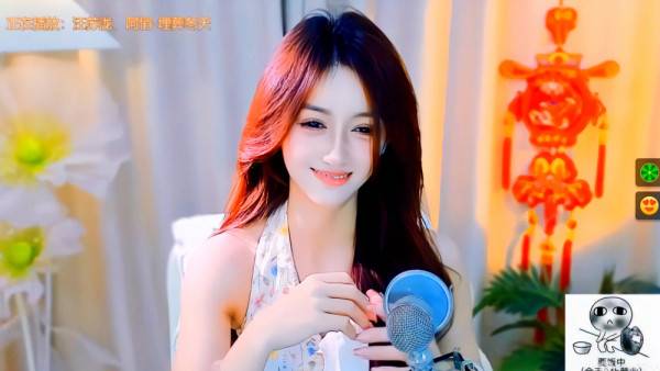 Watch the uncensored movie called Fafa home sexy show 2025 062501