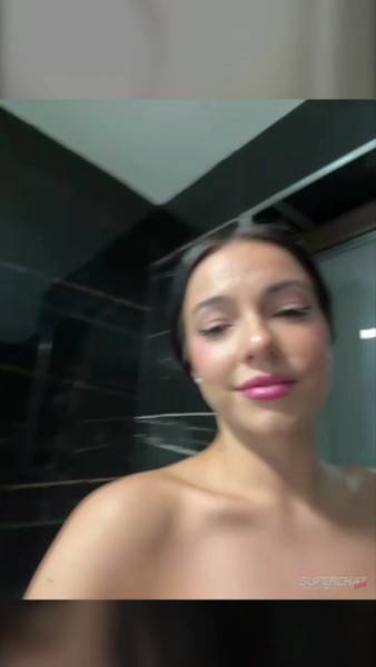 View this hardcore movie of Rileysim88 bath 2