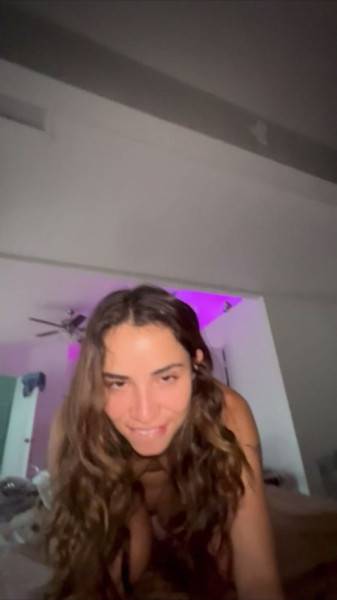 View this uncensored video named Jamelizzzz Riding Fuck (37)