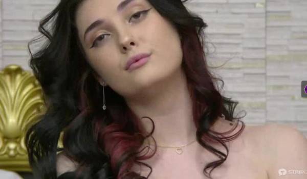 Watch HD scene named Jump on this beauty