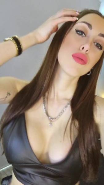 Stream this uncensored clip titled K@ren C@lab 447761